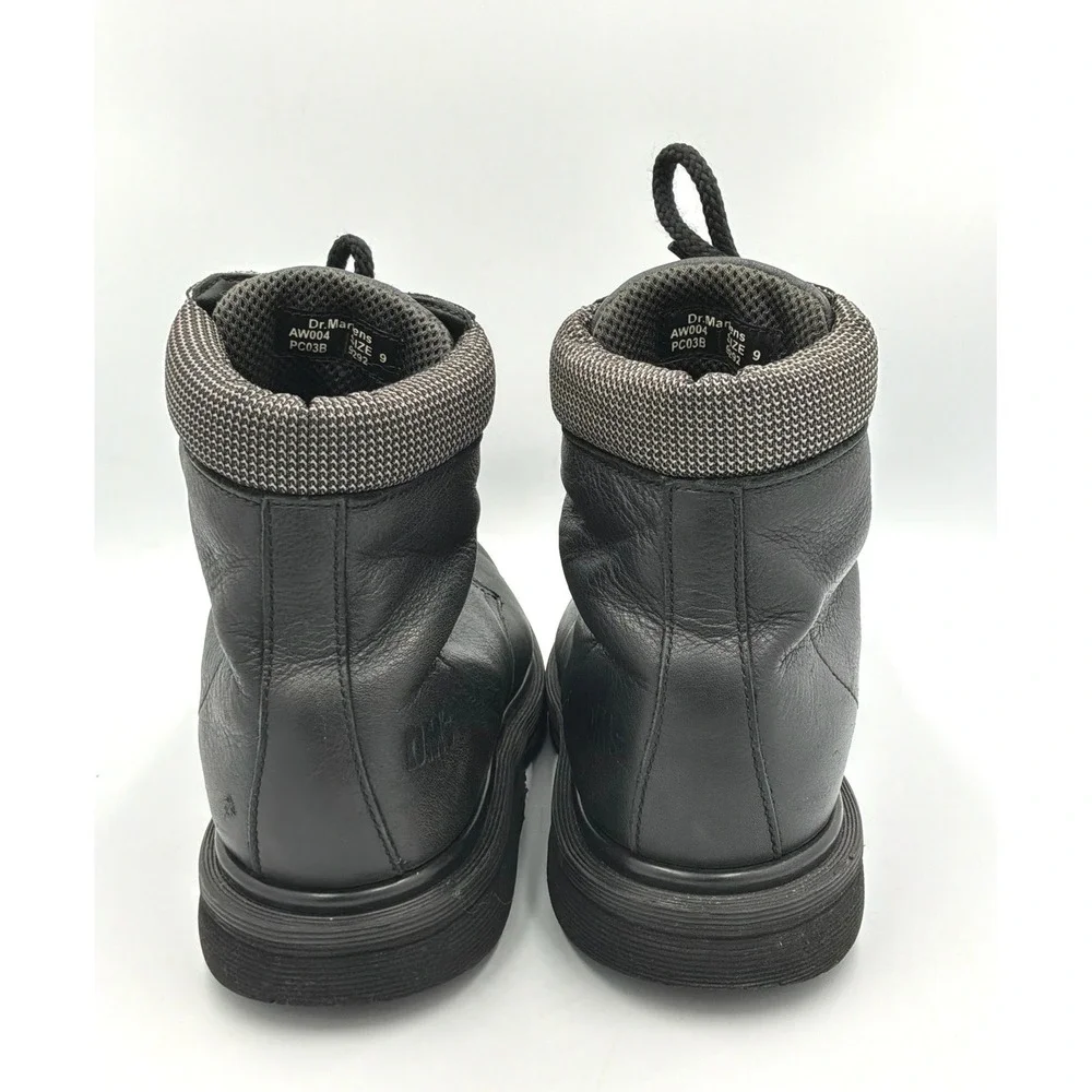 Dr. Martens AW004 Boots Mens 9 Black Leather Air Cushioned Lace Up Ankle